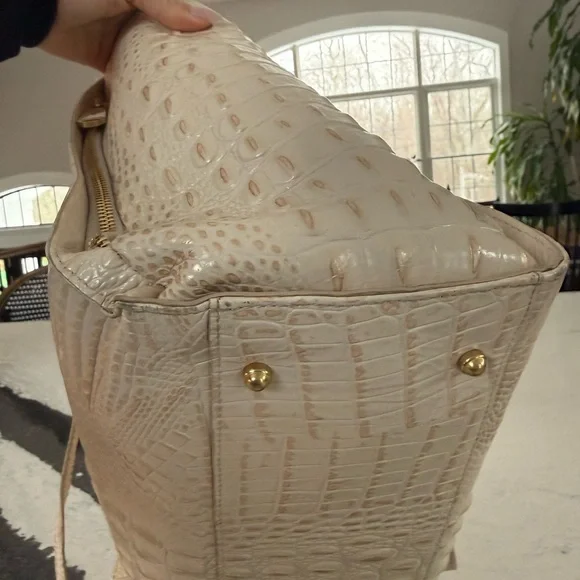 Brahmin Cream/Gold -Embossed Tote Bag - Picture 4 of 7
